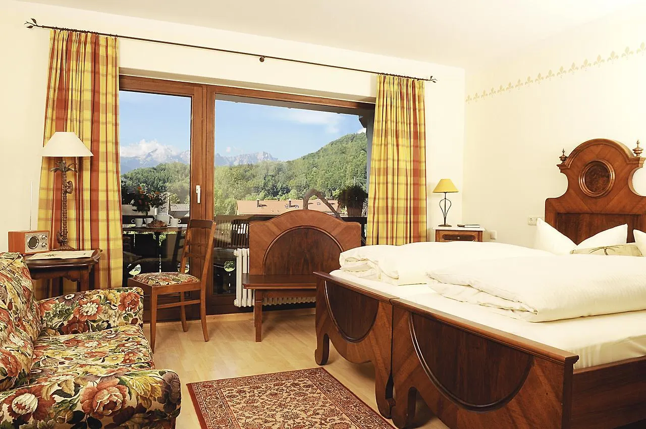 Hotel Forsthaus Oberau  3*, Oberau (Garmisch-Partenkirchen)